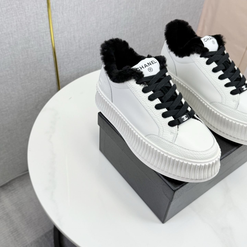 Ch**el sport shoes